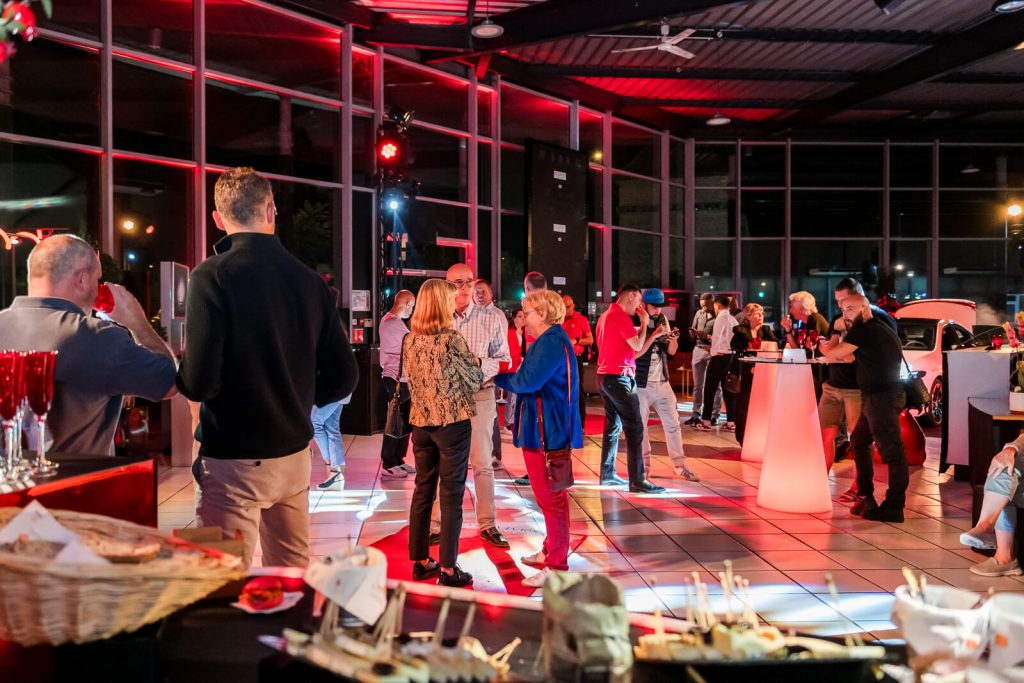 Photographe de soirée événementielle de lancement de produit automobile à Toulouse