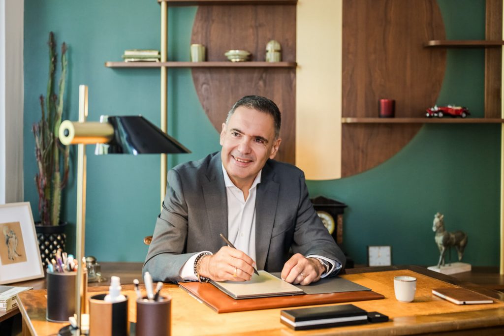 Portrait professionnel de chef d'entreprise dans le domaine de la tech à Toulouse